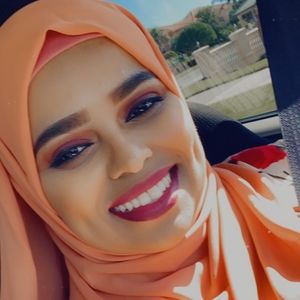 Meet your Posher, Halima
